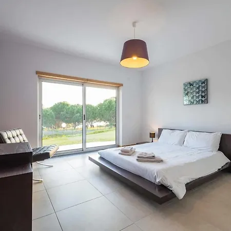 Sleeps 8 Wifi *