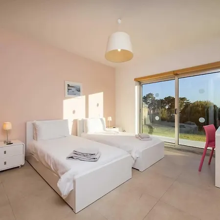 Sleeps 8 Wifi * Nadadouro
