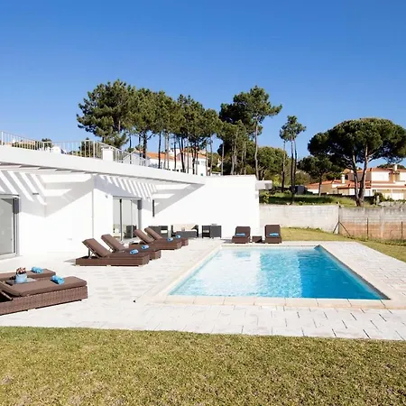 Sleeps 8 Wifi Villa Nadadouro